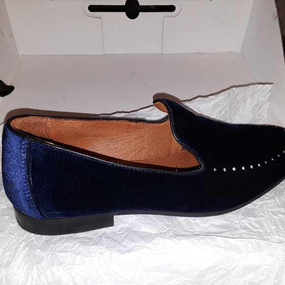 WALK  London. Suede loafers for men. Size 9, bluish color. main image 3